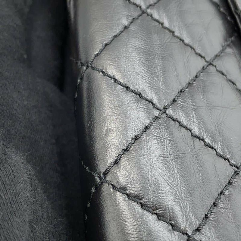 シャネル チェーンショルダーバッグ マトラッセ 2.55 ミニ エイジドカーフレザー AS0874 CHANEL 黒