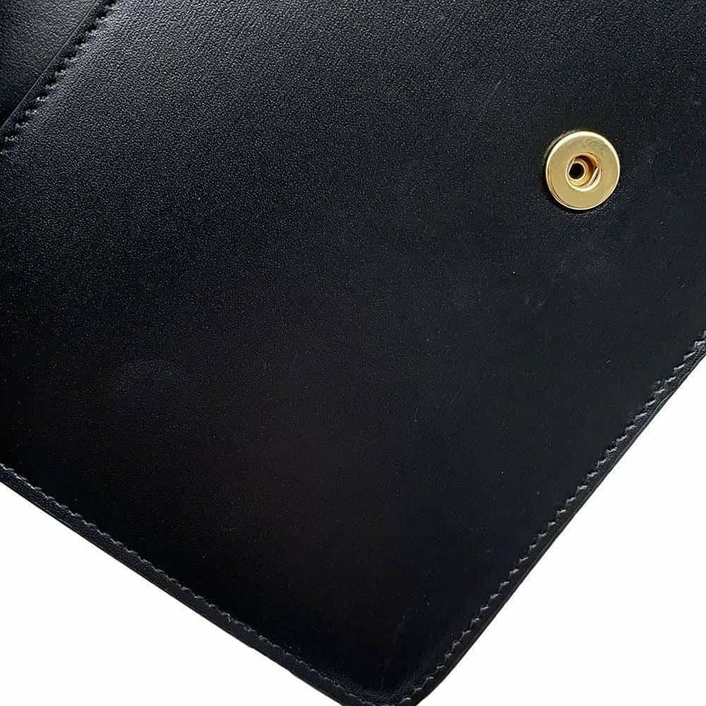 セリーヌ チェーンウォレット トリオンフ シャイニーカーフレザー 10L033DPV CELINE 黒