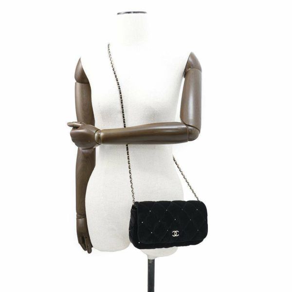 シャネル チェーンショルダーバッグ マトラッセ ココマーク ベルベット AP4159 CHANEL 黒