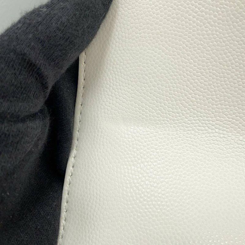 シャネル ハンドバッグ マトラッセ ココマーク トップハンドル フラップ キャビアスキン A92991 2way 白