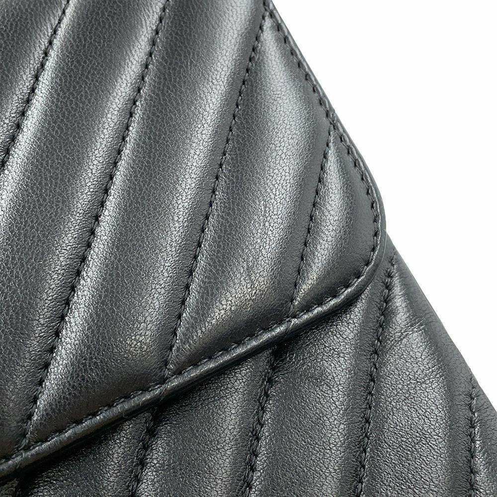 シャネル チェーンショルダーバッグ トレンディCC シェブロン ココマーク ラムスキン CHANEL Vステッチ 黒 ワンショルダー