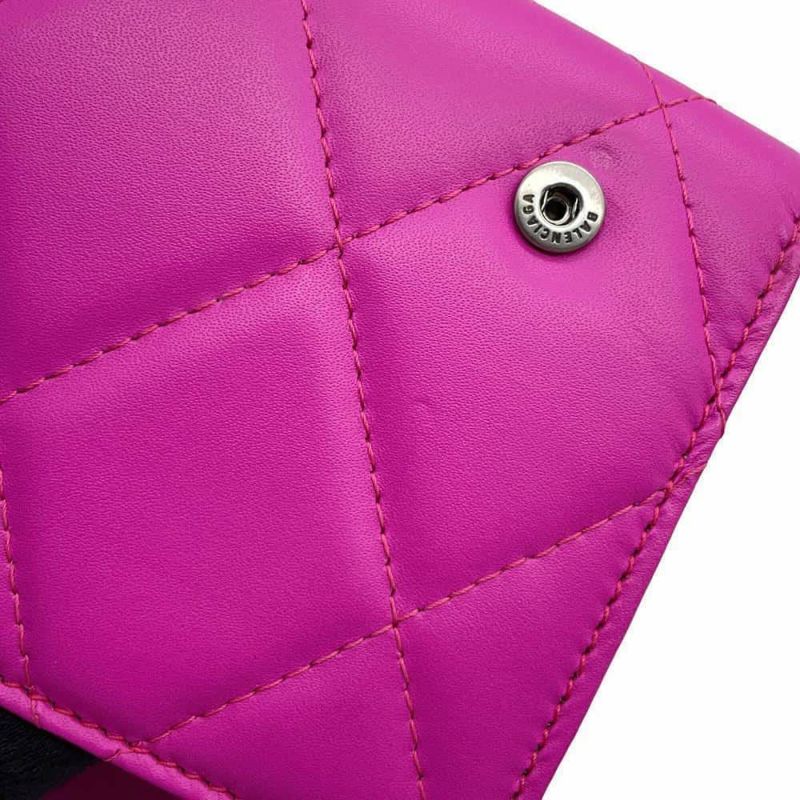 バレンシアガ ショルダーバッグ キルティング 616367 BALENCIAGA バッグ スマホホルダー