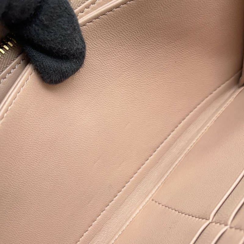 プラダ 長財布 三角ロゴ ラウンドファスナー レザー 1ML506 PRADA 財布