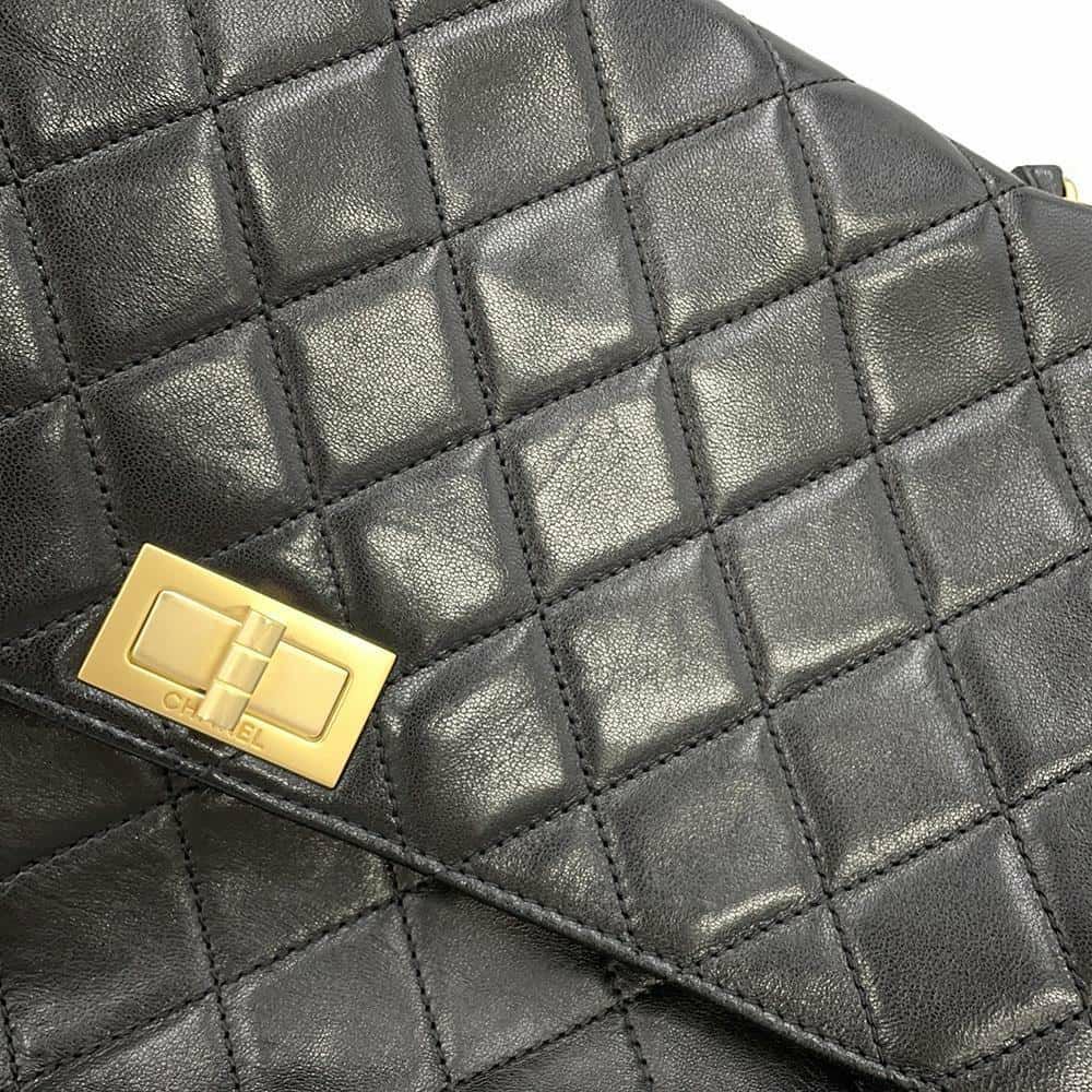 シャネル チェーンショルダーバッグ マトラッセ 2.55 ラムスキン A16522 CHANEL 黒