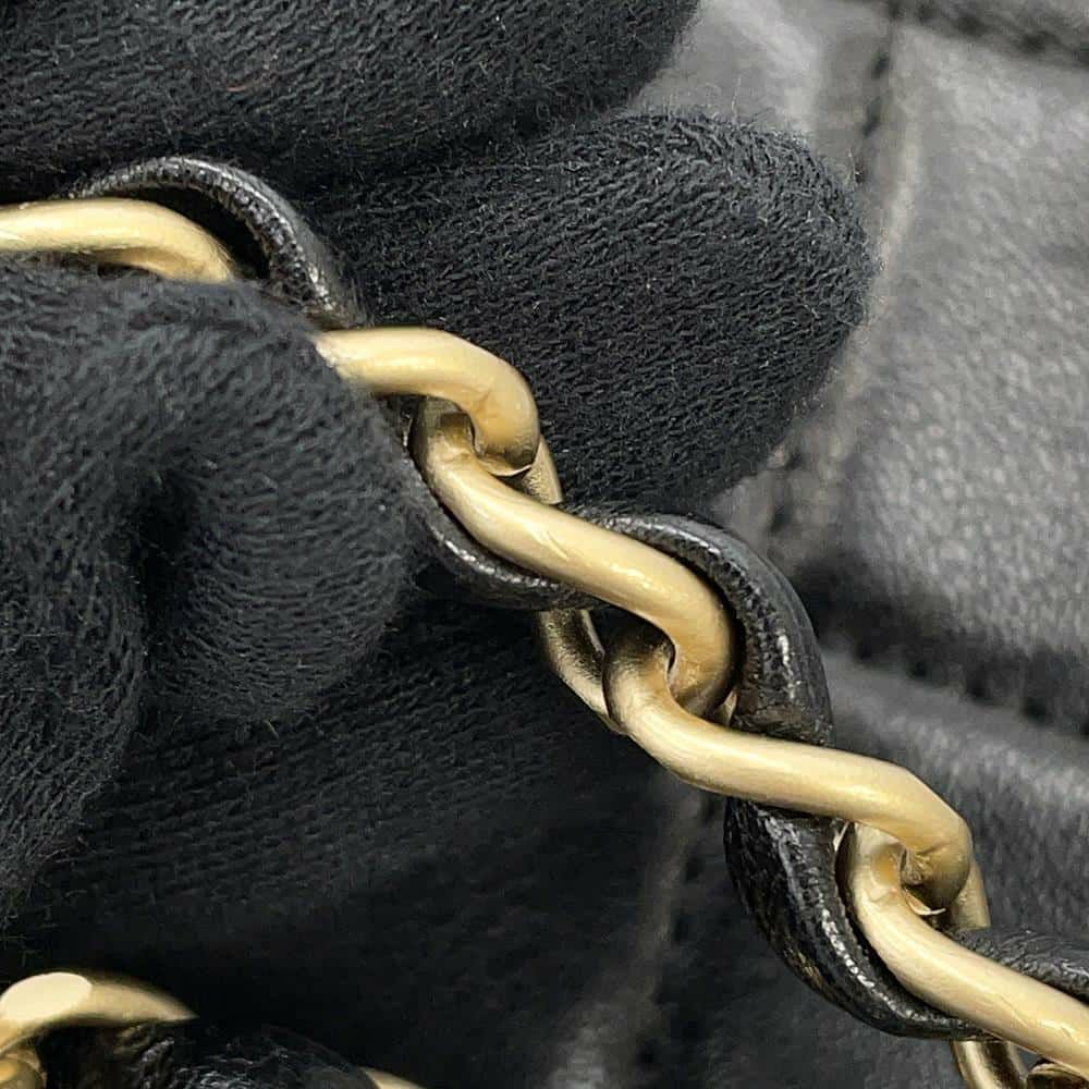 シャネル チェーンショルダーバッグ マトラッセ 2.55 ラムスキン A16522 CHANEL 黒