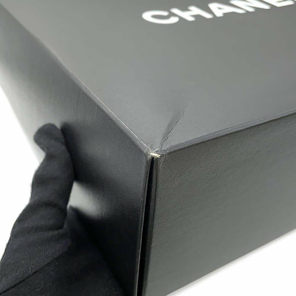 シャネル チェーンショルダーバッグ マトラッセ 2.55 ラムスキン A16522 CHANEL 黒