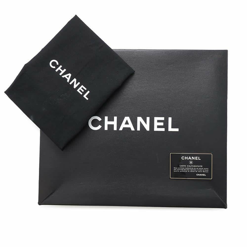 シャネル チェーンショルダーバッグ マトラッセ 2.55 ラムスキン A16522 CHANEL 黒