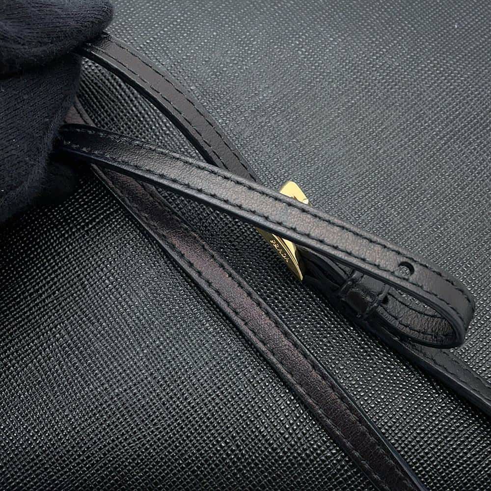 プラダ ショルダーバッグ サフィアーノレザー 1BP020 PRADA バッグ 黒