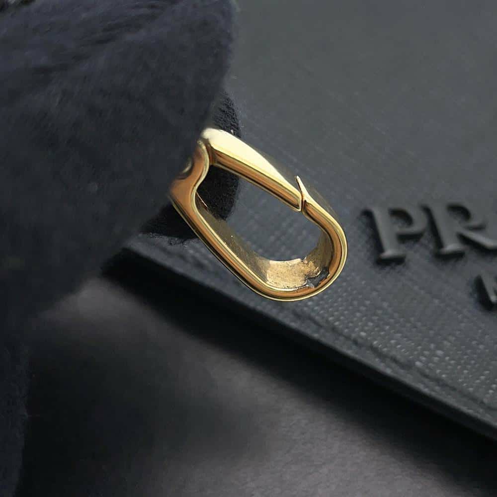 プラダ ショルダーバッグ サフィアーノレザー 1BP020 PRADA バッグ 黒