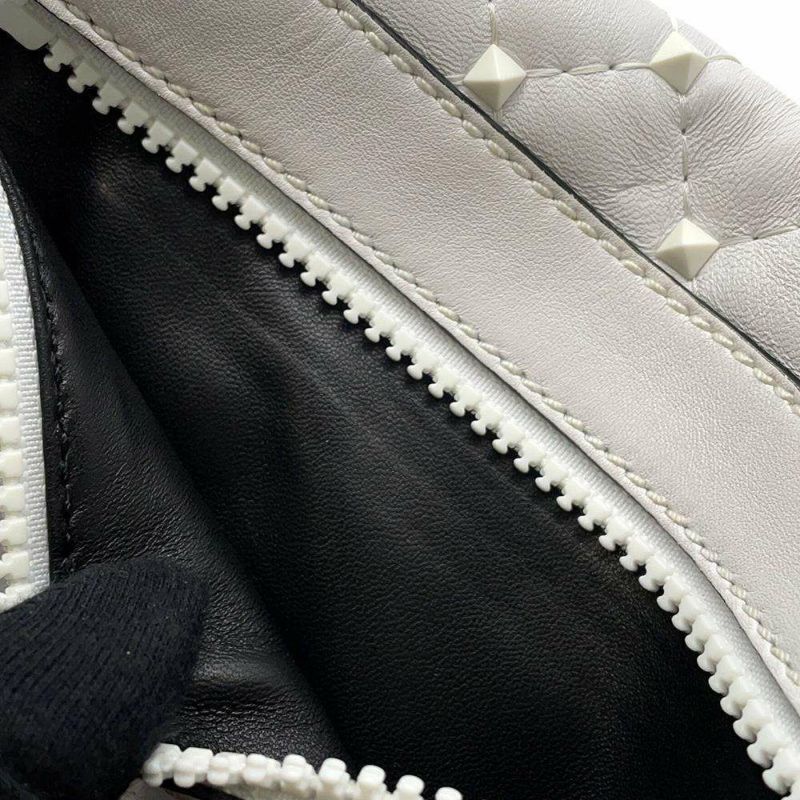 ヴァレンティノ・ガラヴァーニ ボディバッグ ロックスタッズ レザー VALENTINO ウエストバッグ 白
