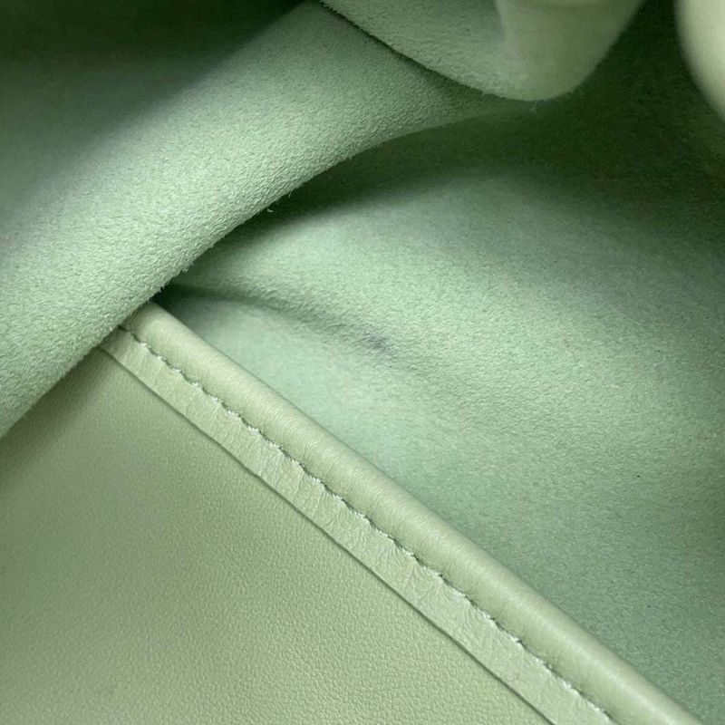 ロエベ ショルダーバッグ スクイーズ スモール A914NCHX01 LOEWE バッグ