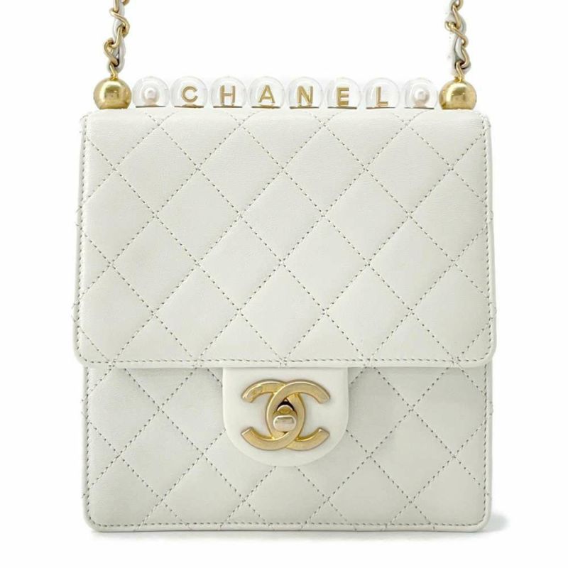 シャネル チェーンショルダーバッグ マトラッセ ココマーク フェイクパール ゴートスキン AS0584 CHANEL フラップバッグ 白