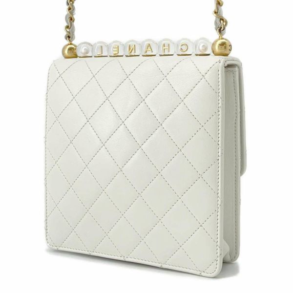 シャネル チェーンショルダーバッグ マトラッセ ココマーク フェイクパール ゴートスキン AS0584 CHANEL フラップバッグ 白