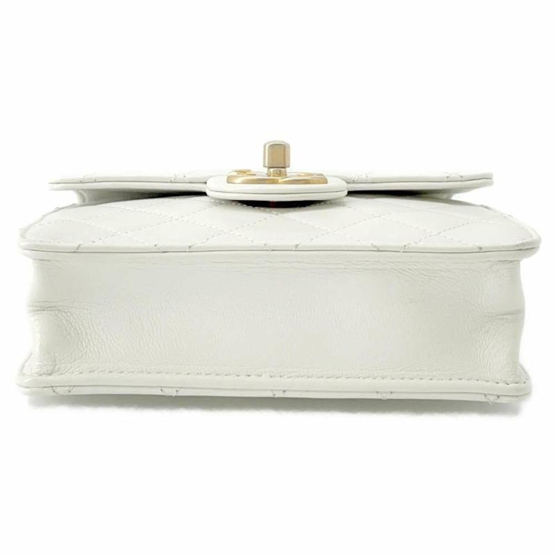 シャネル チェーンショルダーバッグ マトラッセ ココマーク フェイクパール ゴートスキン AS0584 CHANEL フラップバッグ 白