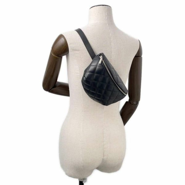 シャネル ボディバッグ マトラッセ ユニフォーム ラムスキン CHANEL ウエストバッグ 黒
