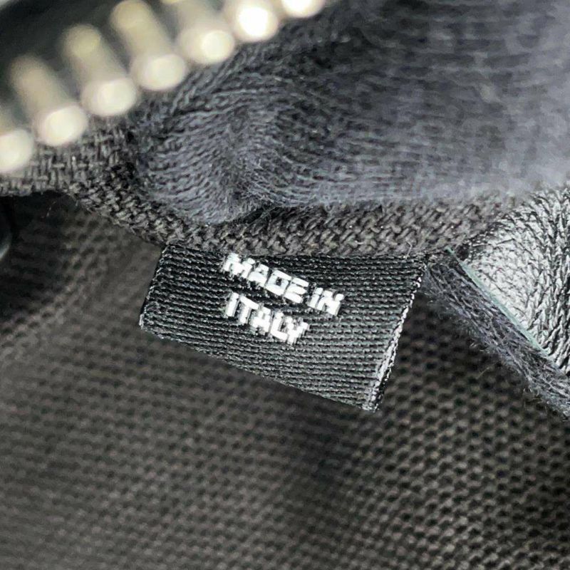 シャネル ボディバッグ マトラッセ ユニフォーム ラムスキン CHANEL ウエストバッグ 黒