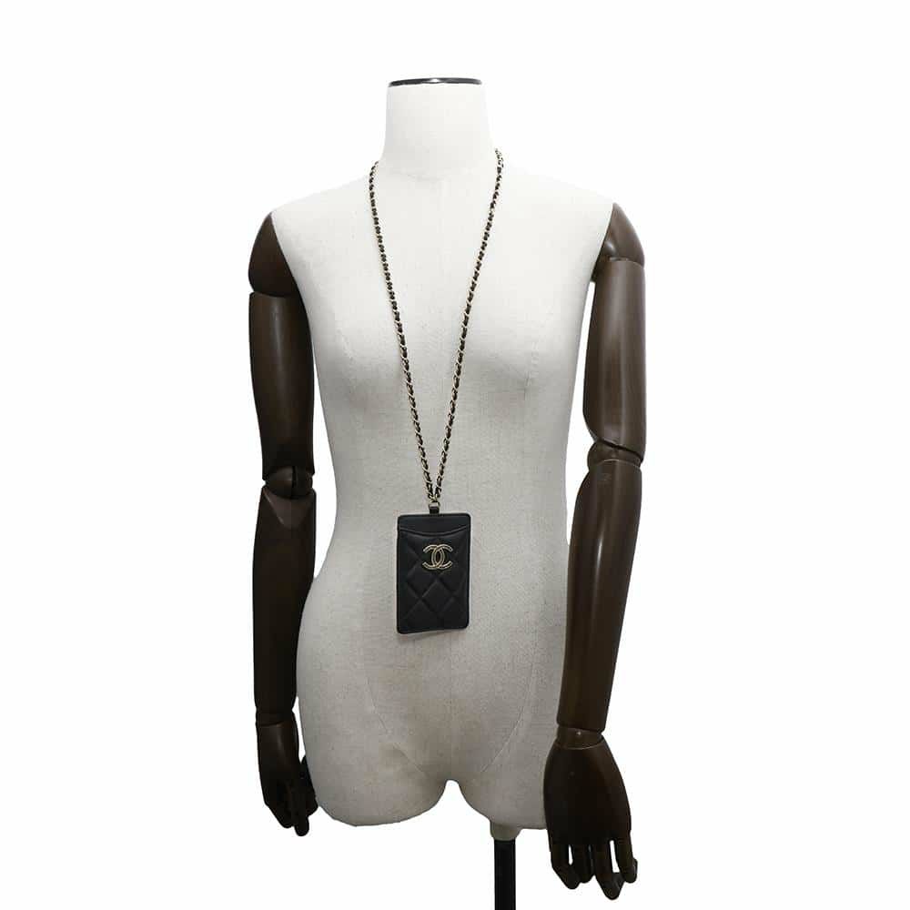 シャネル チェーンカードケース ココマーク マトラッセ ラムスキン A01745 CHANEL カード ノベルティ