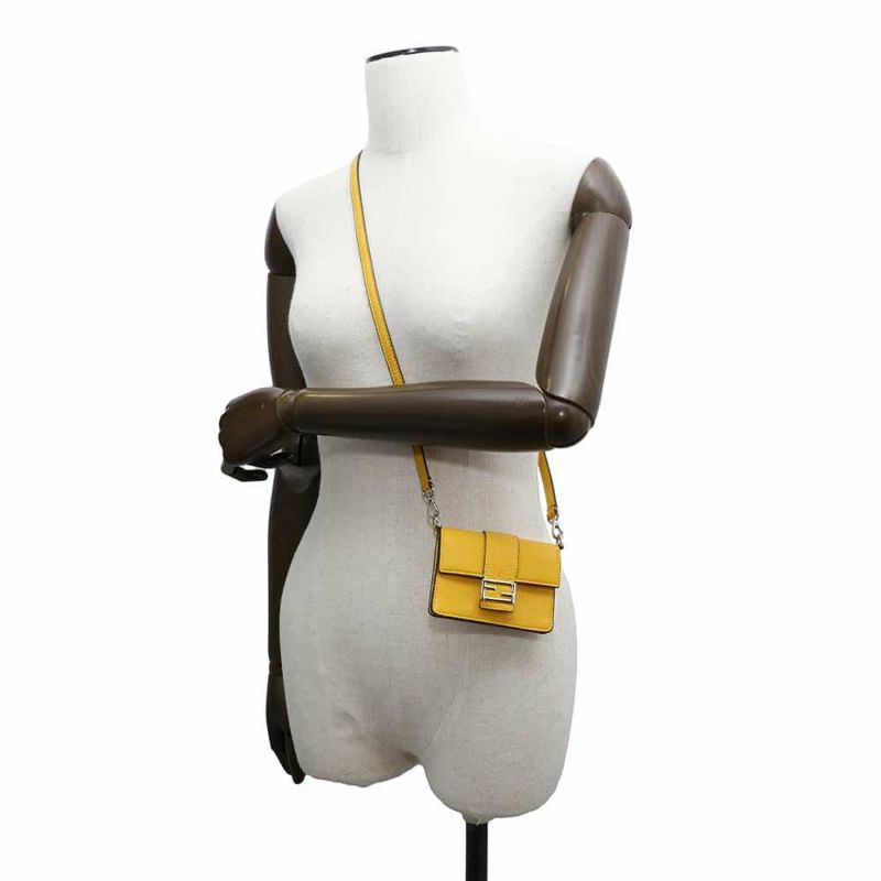 フェンディ ショルダーポシェット マイクロ フラット バゲット レザー 7M0311 FENDI ポーチ