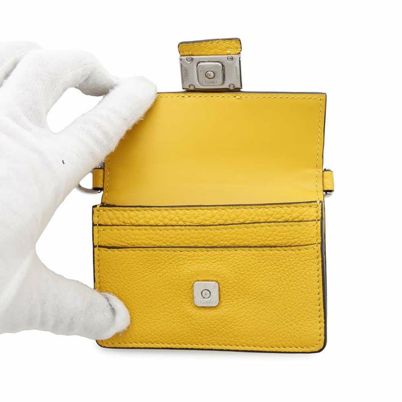 フェンディ ショルダーポシェット マイクロ フラット バゲット レザー 7M0311 FENDI ポーチ