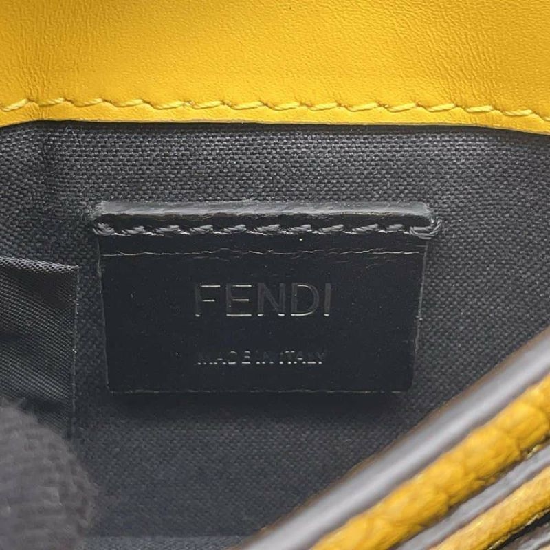 フェンディ ショルダーポシェット マイクロ フラット バゲット レザー 7M0311 FENDI ポーチ