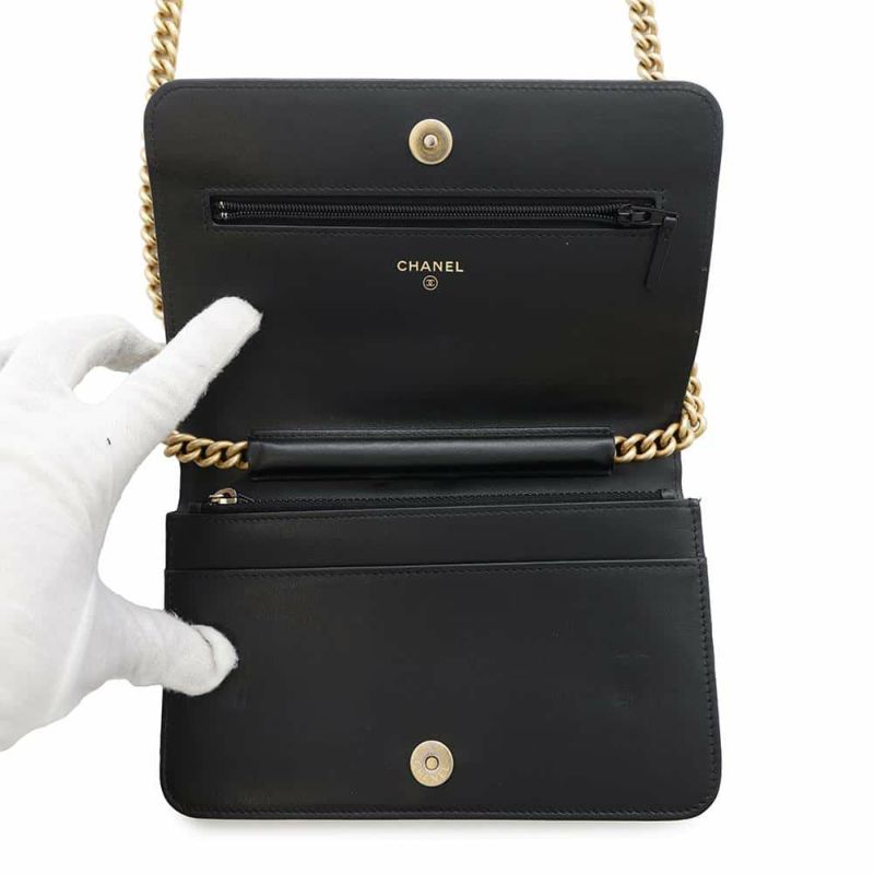 シャネル チェーンウォレット ボーイシャネル マトラッセ ココマーク キャビアスキン AP1117 CHANEL 黒