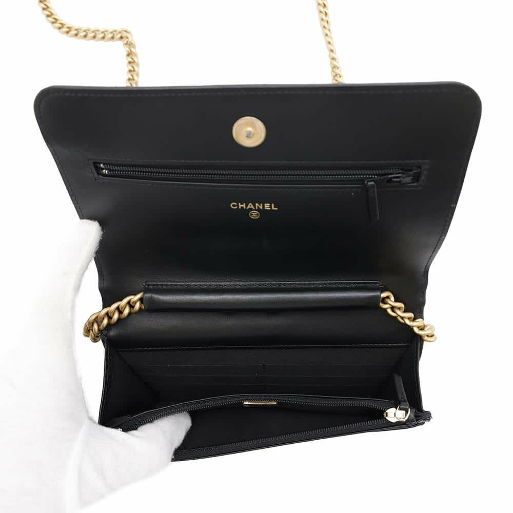 シャネル チェーンウォレット ボーイシャネル マトラッセ ココマーク キャビアスキン AP1117 CHANEL 黒