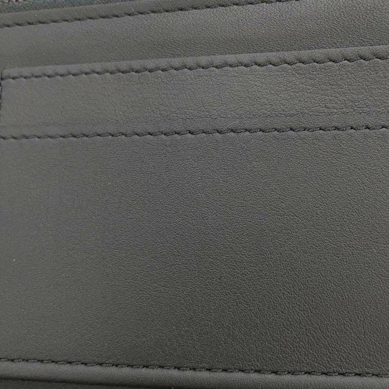 ルイヴィトン 長財布 トリヨンレザー ジッピーウォレット・ヴェルティカル M69047 LOUIS VUITTON 黒 ブラック