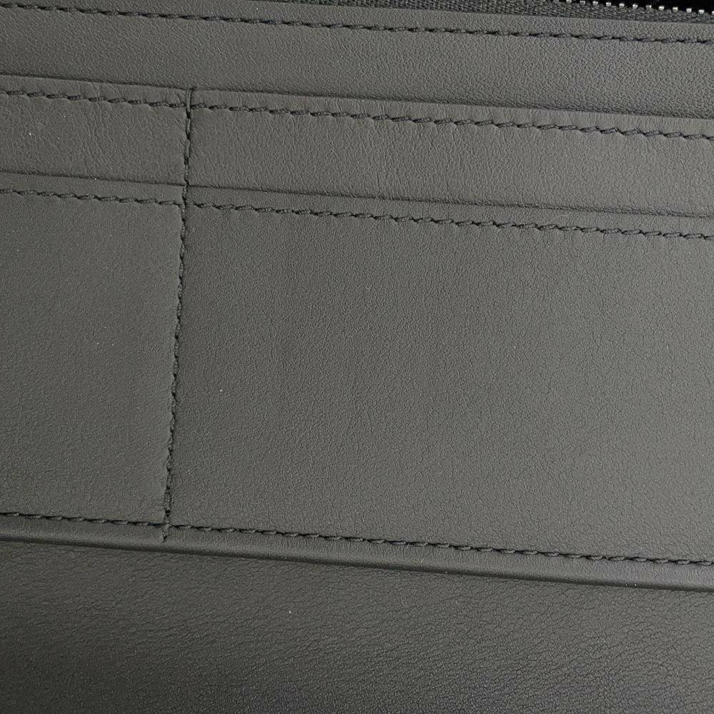 ルイヴィトン 長財布 トリヨンレザー ジッピーウォレット・ヴェルティカル M69047 LOUIS VUITTON 黒 ブラック