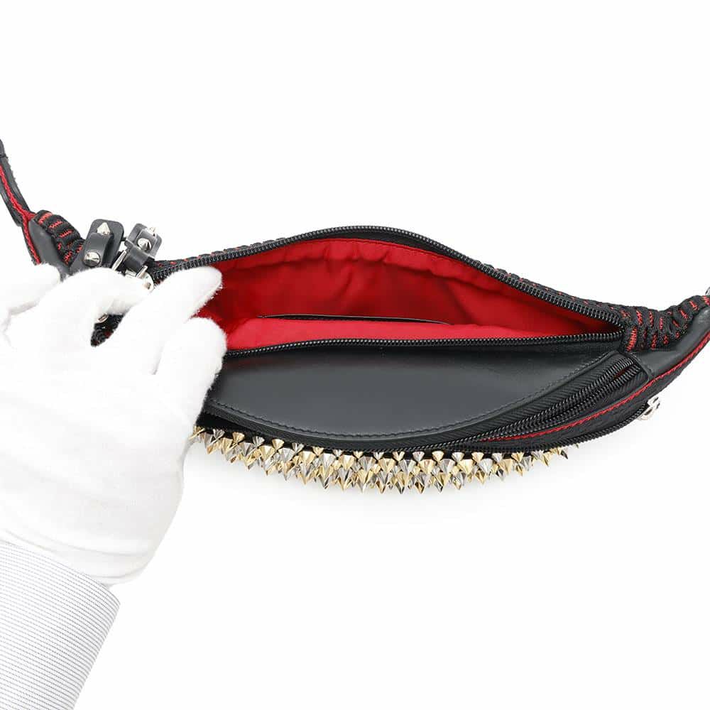 クリスチャン・ルブタン ボディバッグ スタッズ レザー スパイクスタッズ ウエストバッグ 3215169 Christian Louboutin 黒