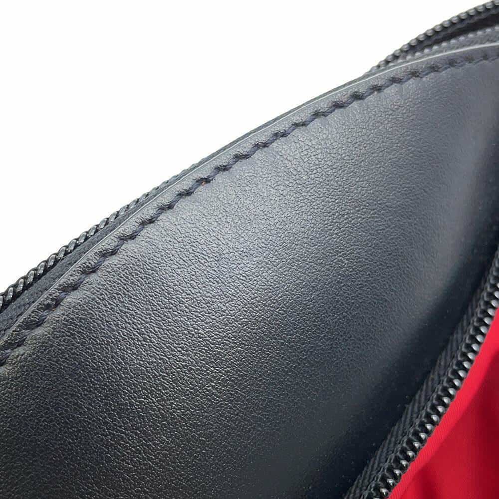 クリスチャン・ルブタン ボディバッグ スタッズ レザー スパイクスタッズ ウエストバッグ 3215169 Christian Louboutin 黒