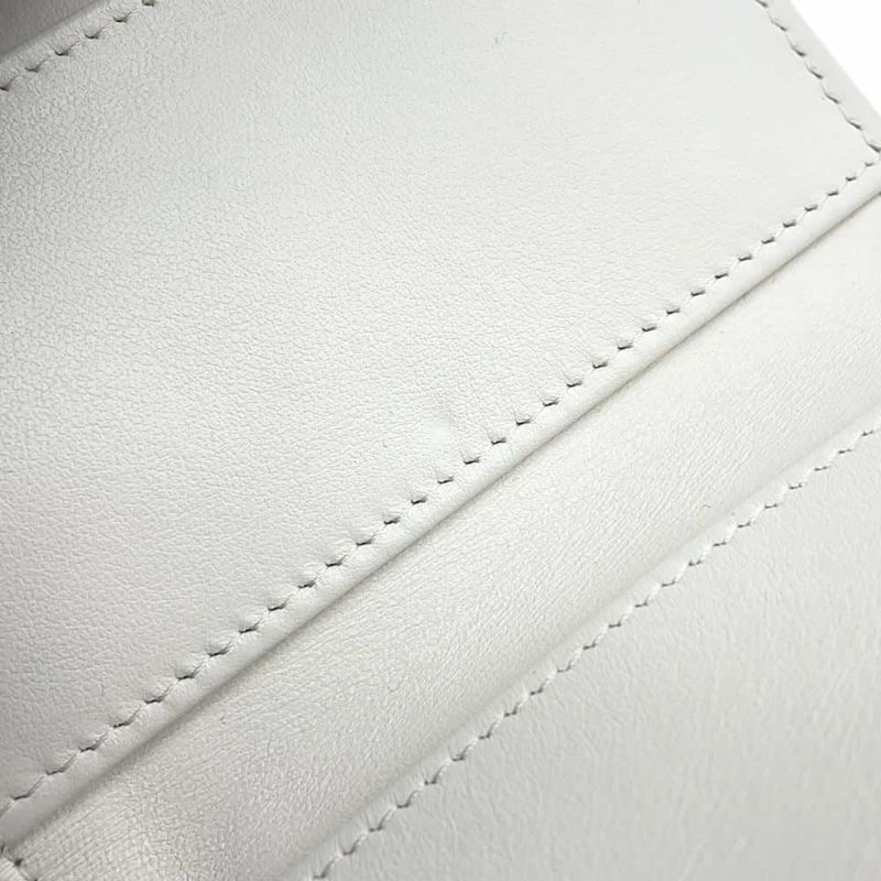 シャネル 三つ折り財布 マトラッセ スモール フラップ ウォレット トランプ キャビアスキン AP3081 財布 白