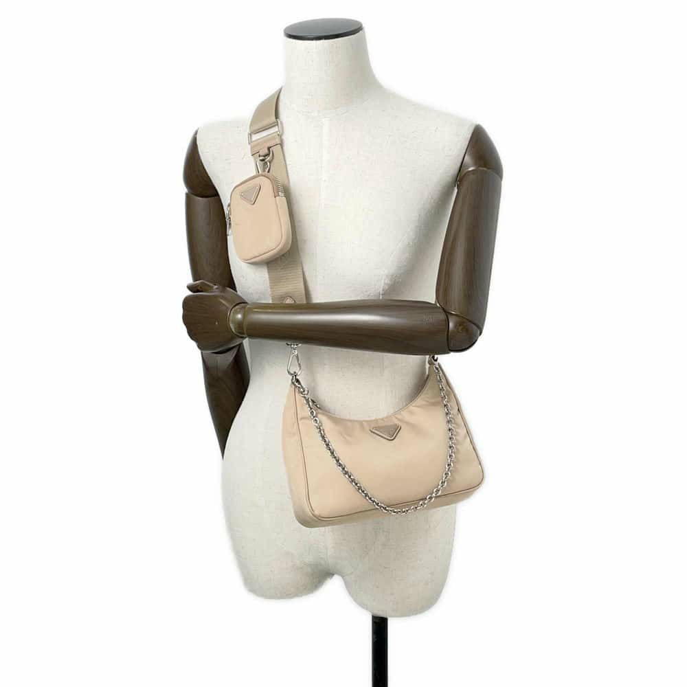 プラダ ショルダーバッグ Re-Edition2005 ナイロン 1BH204 PRADA 2way