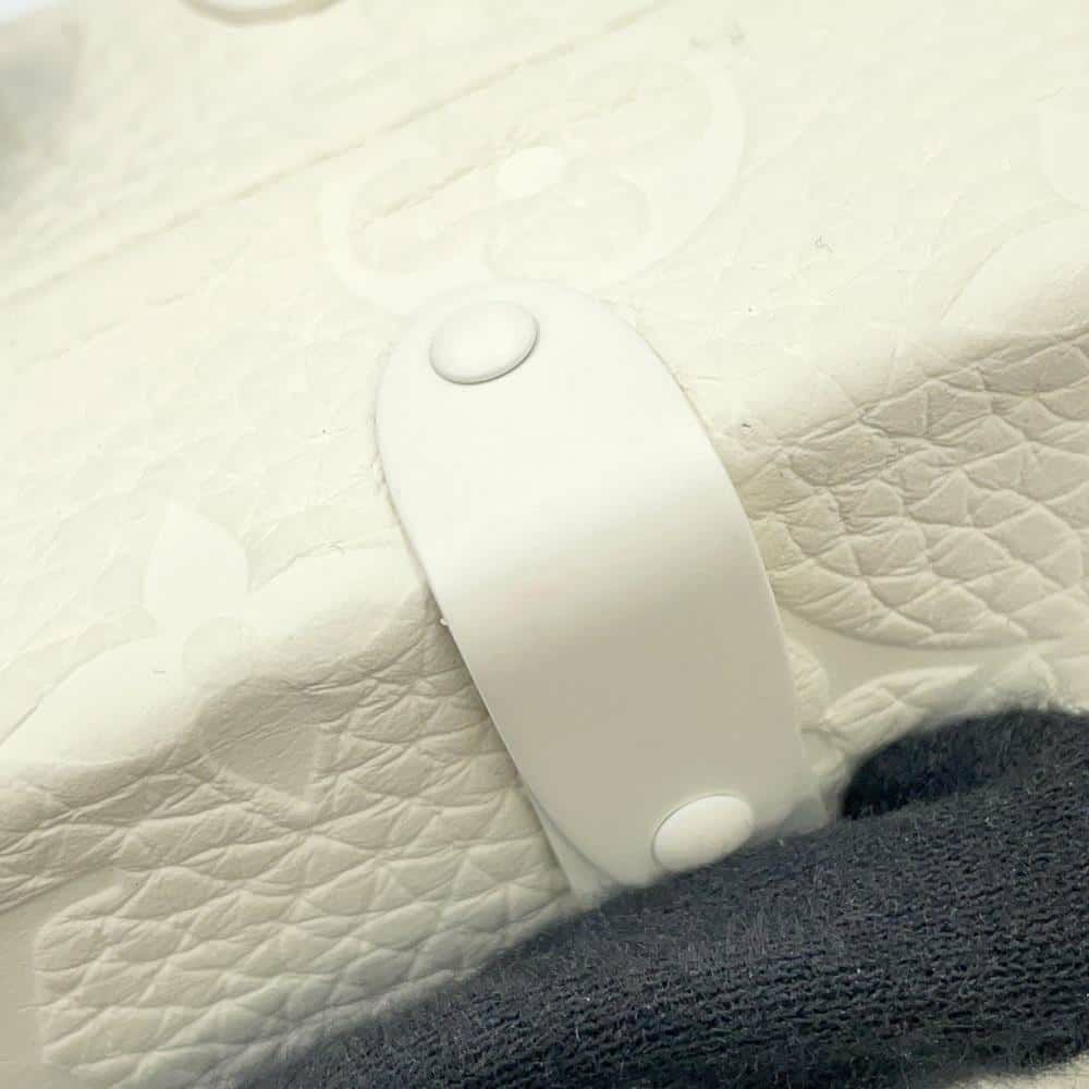 ルイヴィトン クラッチバッグ モノグラム・トリヨン ウォレットトランク M20153 LOUIS VUITTON 白