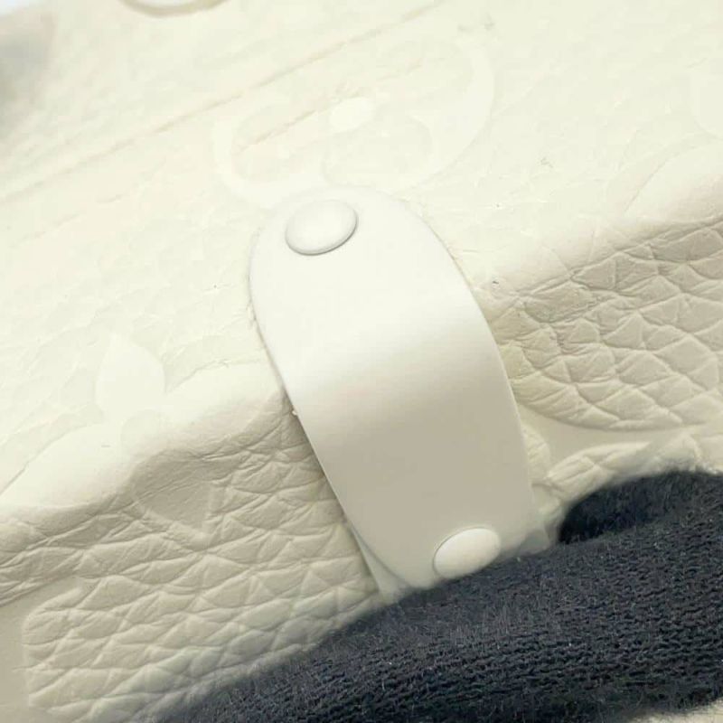 ルイヴィトン クラッチバッグ モノグラム・トリヨン ウォレットトランク M20153 LOUIS VUITTON 白