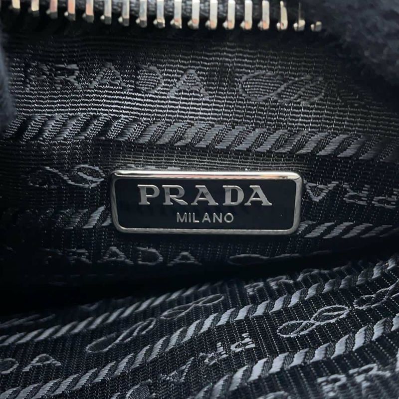 プラダ ショルダーバッグ Re-edition 2005 Re-Nylon ミニバッグ 1NE204 PRADA ハンドバッグ 黒
