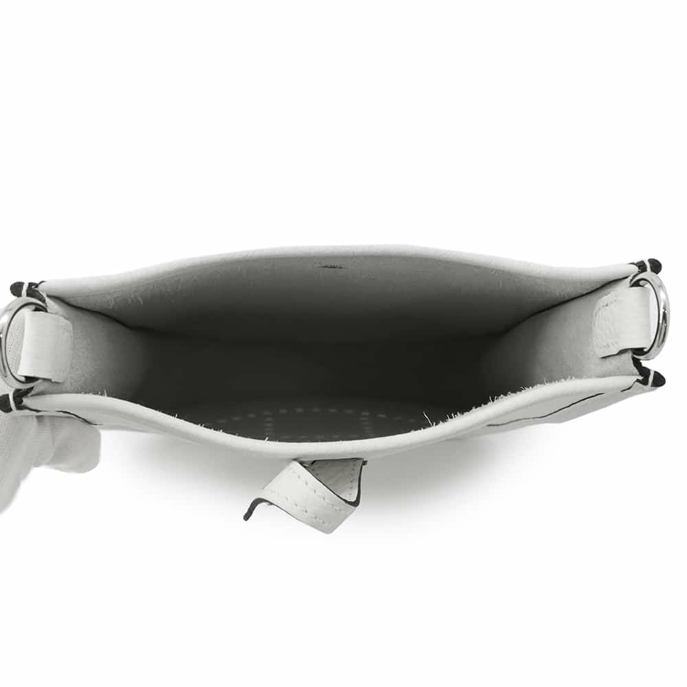 エルメス ショルダーバッグ エブリンTPM ニューホワイト/シルバー金具 トリヨンクレマンスB刻印 HERMES Evelyne