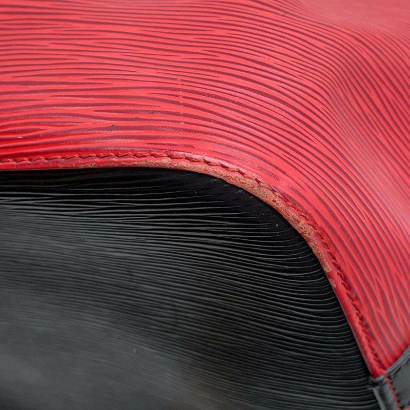 ルイヴィトン ショルダーバッグ エピ プチ ノエ M44172 LOUIS VUITTON ワンショルダーバッグ ブラック 黒