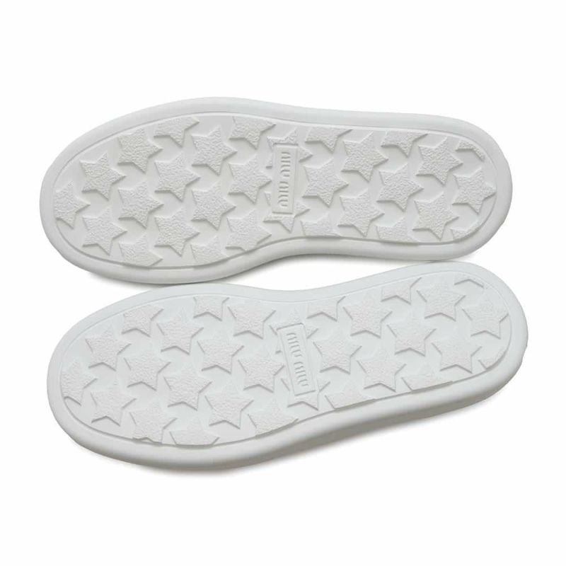 ミュウミュウ スニーカー スリッポン レディースサイズ37 5S152E Miu Miu 白