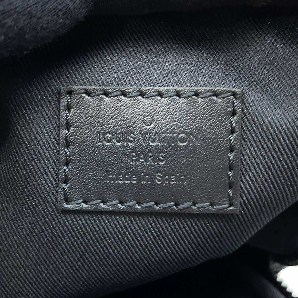 ルイヴィトン ショルダーバッグ モノグラム・シャドウ ダブル・フォンポーチ M81323 LOUIS VUITTON ブラック 黒