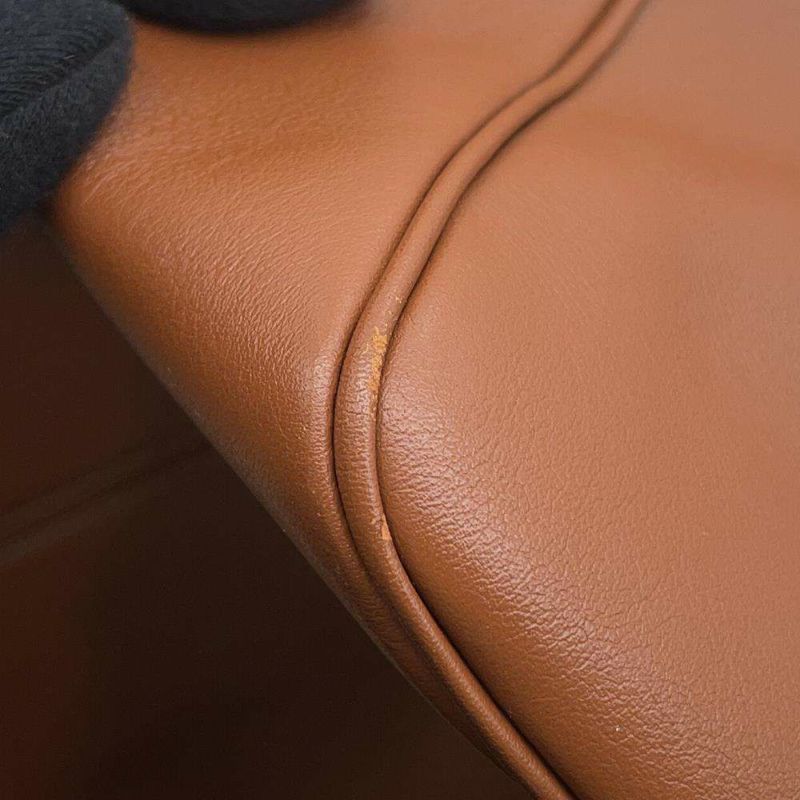 セリーヌ トートバッグ カバ ドローストリング キュイル トリオンフ レザー 199973DU3.04LU CELINE ショルダーバッグ