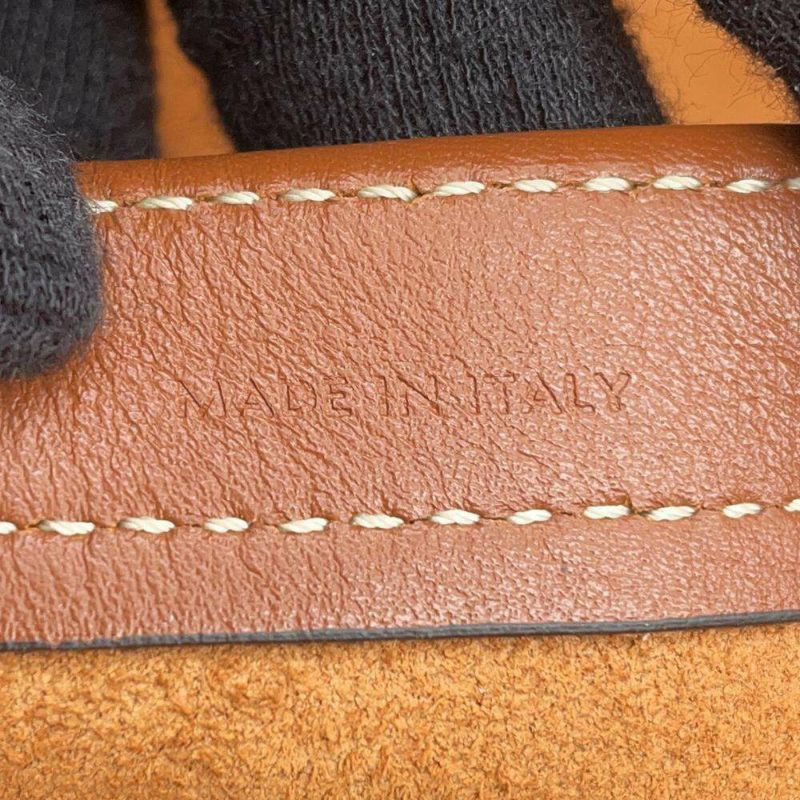 セリーヌ トートバッグ カバ ドローストリング キュイル トリオンフ レザー 199973DU3.04LU CELINE ショルダーバッグ