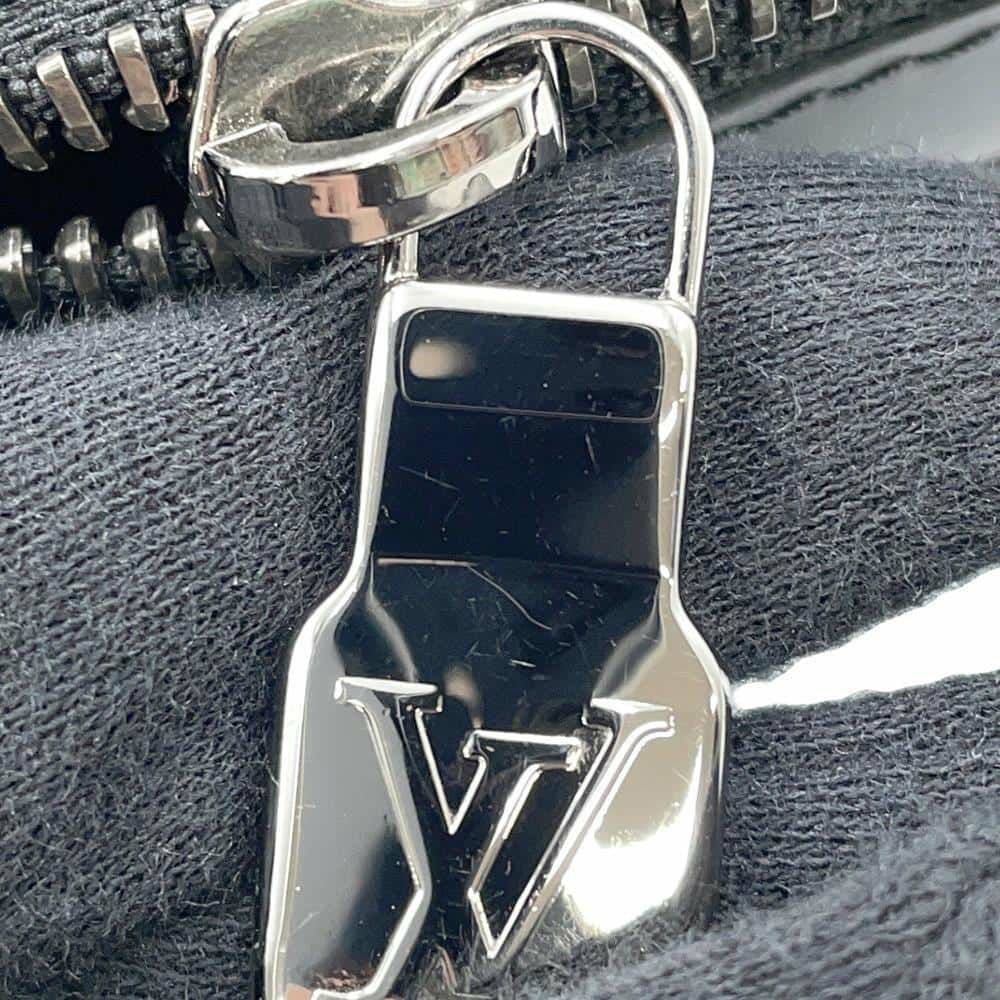 ルイヴィトン 長財布 モノグラム・エクリプス ジッピーXL M61698 LOUIS VUITTON 黒 ブラック