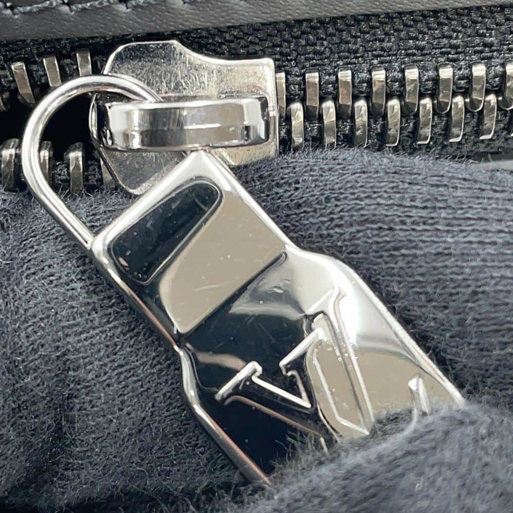 ルイヴィトン 長財布 モノグラム・エクリプス ジッピーXL M61698 LOUIS VUITTON 黒 ブラック