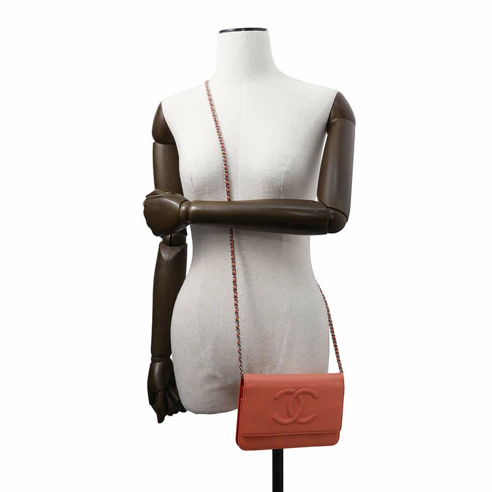 シャネル チェーンウォレット ココマーク キャビアスキン CHANEL 財布