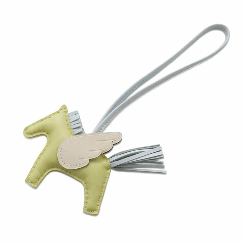 エルメス バッグチャーム ロデオPM ペガサス ジョーヌブルジョン/ブルーブリュム/ナタ ラムスキン Z刻印