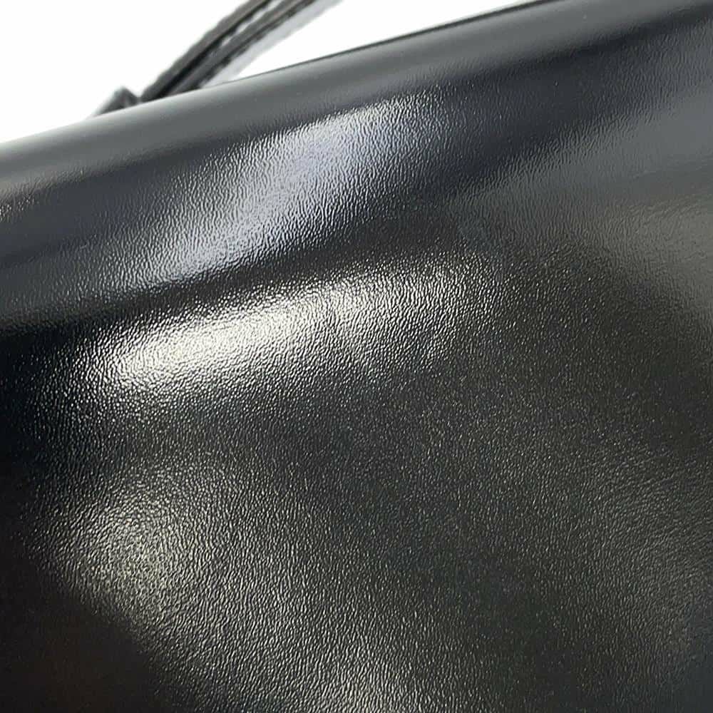 セリーヌ ショルダーバッグ ティーン トリオンフ シャイニーカーフレザー 188423 CELINE 黒