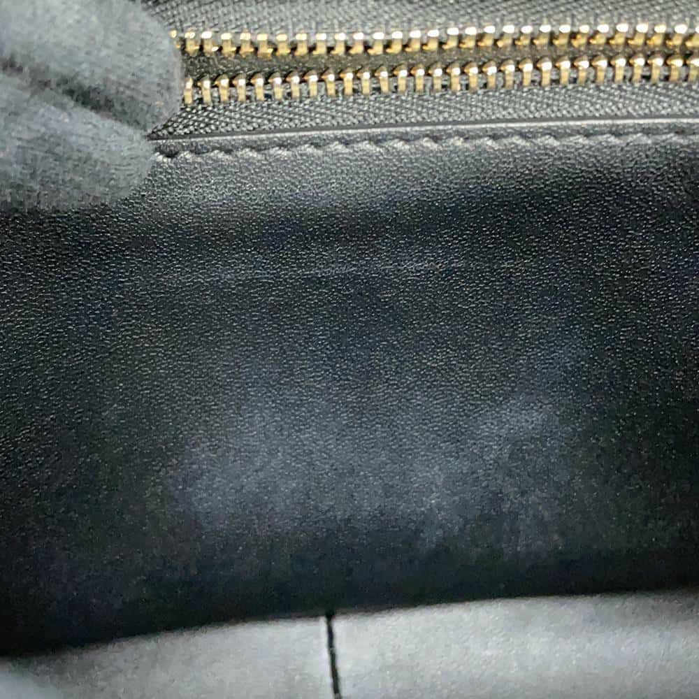 セリーヌ ショルダーバッグ ティーン トリオンフ シャイニーカーフレザー 188423 CELINE 黒