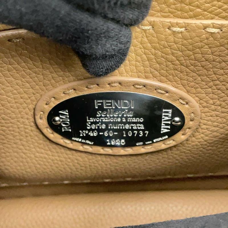 フェンディ ハンドバッグ セレリア ピーカブー アイシーユー ISEEU スモール 8BN327 2way ステッチ 黒