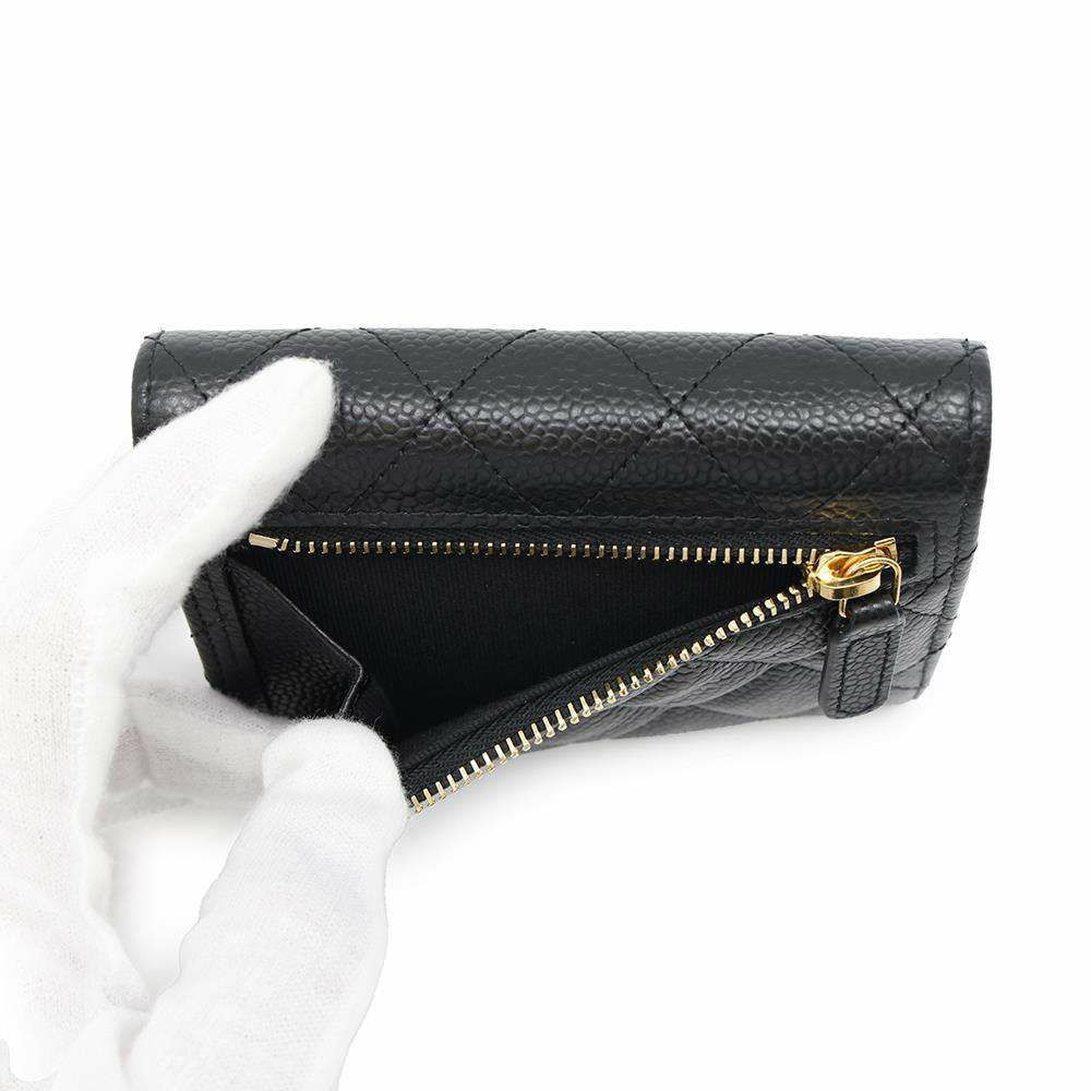 シャネル 三つ折り財布 クラシック スモール フラップ ウォレット キャビアスキン AP0231 CHANEL 黒