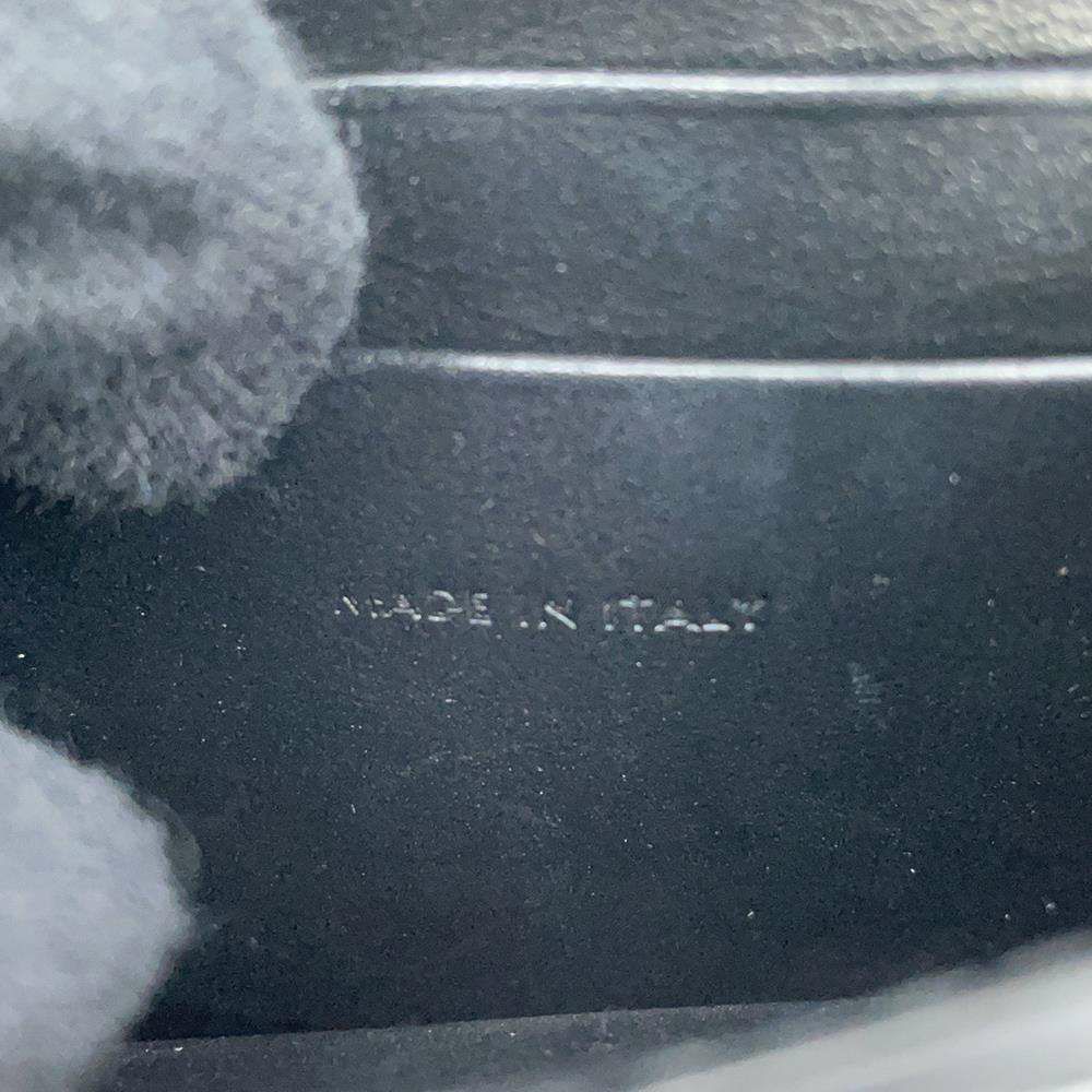 セリーヌ カードケース トリオンフ フラップ付きカードホルダー シャイニーカーフレザー 10I583 CELINE 名刺入れ 黒 財布